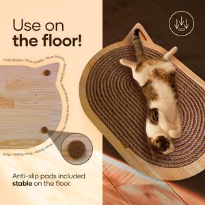 Rascador de madera para gatos con diseño de gato de dibujos animados, montado en la pared, rascador de madera maciza para gatos, para exportación. - Product Image 1