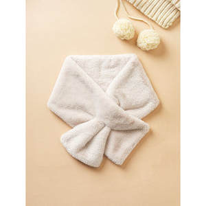 Bufanda tejida de 90x15 cm con diseño de escote - Product Image 1