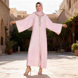 Vestido Abaya Elegante Floral de Lujo de Alta Calidad para Mujeres Musulmanas, Fiesta, Noche, Proveedor Chino, Venta al por Mayor - Product Image 4