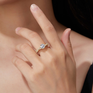 Bague en argent sterling S925 torsadée avec halo de fleurs et moissanite 2026 – Cadeau de fiançailles de luxe élégant pour femme - Product Image 5