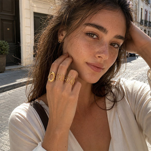 Ensemble de bagues ovales ajourées en acier inoxydable plaqué or 18 carats PVD, design à ligne ouverte, pour femme, unique, tendance, élégant, chic, pour le quotidien - Product Image 2
