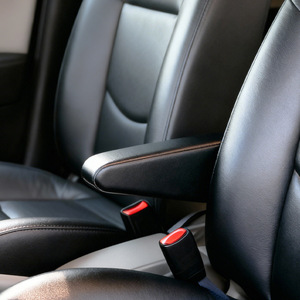 Fundas para Reposabrazos de Asientos Delanteros de Mazda 5, Microfibra de Cuero, Juego Completo, Compatibles con Modelos 2006-2010 - Product Image 1