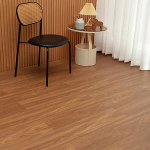 Vente en gros de revêtements de sol SPC d'intérieur de luxe 4-8mm étanche bois plastique composite hybride stratifié PVC avec verrouillage par clic salle de bain <span class=keywords><strong>cuisine</strong></span> - Product Image 1