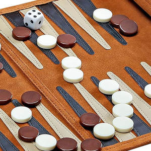 Édition de luxe de jeu de backgammon en cuir avec accents en bois – Ensemble de jeu de backgammon sophistiqué en cuir - Product Image 3