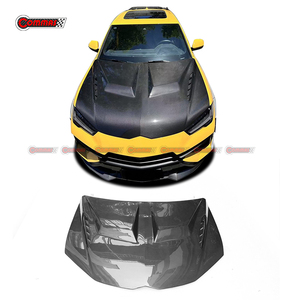 Cubierta de Motor Delantera de Fibra de Carbono Seca Estilo 1016 para Lamborghini URUS S, Precio de Fábrica - Product Image 1