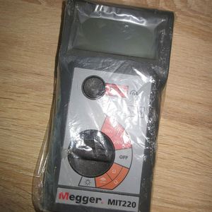 เครื่องทดสอบฉนวนและความต่อเนื่องแบบพกพา Megger MIT220 - Product Image 3