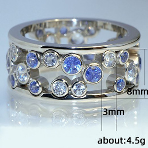 Anello Traforato con Design a Fascia Intera, Elegante Anello da Dito per Donne - Product Image 5