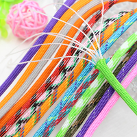 550 Nylon 7 Brins Paracord 100 mètres Équipement de survie en plein air Corde d'escalade enduite pour vêtements de parachute Différentes couleurs