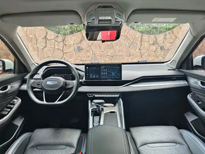 รถยนต์มือสอง Geely Preface 2.0TD Luxury 5 ที่นั่ง ปี 2023 ขับเคลื่อนล้อหน้า รถเก๋งราคาถูก ขายส่งรถยนต์มือสอง - Product Image 4