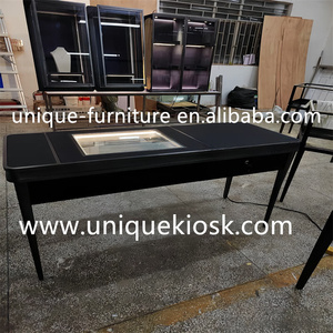 Mesa de Exhibición de Joyería Negra de Lujo, Mostrador de Joyería con <span class=keywords><strong>Tapa</strong></span> de Vidrio Personalizada y Cajón para Tienda Minorista - Product Image 2