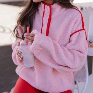 Sweat-shirt pull-over ample à col montant semi-zippé en <span class=keywords><strong>polaire</strong></span> sherpa unie pour <span class=keywords><strong>femme</strong></span> avec passepoil rouge contrastant, fabriqué sur mesure - Product Image 5