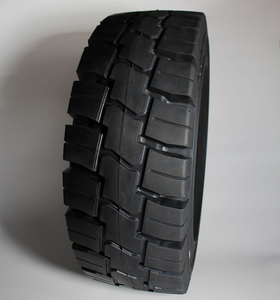 3-Stufige Premium-Qualität Vollgummireifen für Gabelstapler, Vollgummiräder 700-12, 650-10, 18x7-8, Alle Größen Verfügbar - Product Image 3