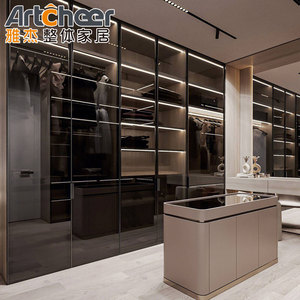Grande armoire de chambre à coucher conçue comme un <span class=keywords><strong>dressing</strong></span> de luxe, créant un mobilier de chambre élégant et fonctionnel pour la vie moderne - Product Image 2