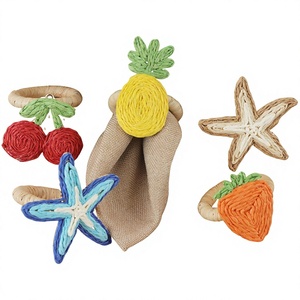 Lot d'anneaux de serviette en paille de raphia faits à la main, motifs fruits et étoiles de mer mignons, supports de serviette pour décoration de table tropicale estivale, vente en gros - Product Image 2