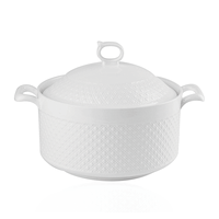 Vente en gros de pot à soupe et soupière en céramique blanche gaufrée avec couvercle et poignée, bol de service de 3600 ml