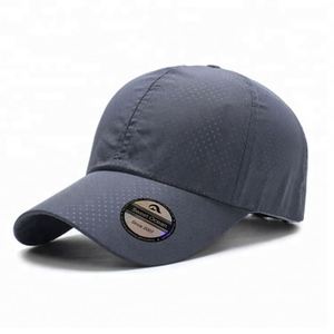 Casquette de sport 6 panneaux en velours personnalisée, séchage rapide, respirante, avec dentelle chevrons découpée au laser, haute performance pour la course à pied - Product Image 6