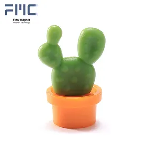 2021 nouveaux petits autocollants magnétiques en néodyme aimant Cube plantes Cactus pour meubles décoration aimants à vendre
