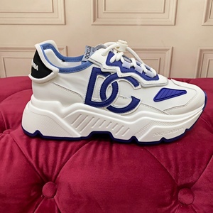 Chaussures de marche antidérapantes à semelle épaisse de luxe pour hommes, de qualité supérieure, et chaussures à lacets à semelle épaisse pour femmes, tendance mode DG pour couples - Product Image 4