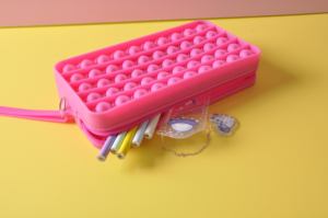 Trousse à crayons anti-Stress en Silicone, étui à bulles, en forme de cœur Pop it, rose, mignon, offre spéciale, - Product Image 3