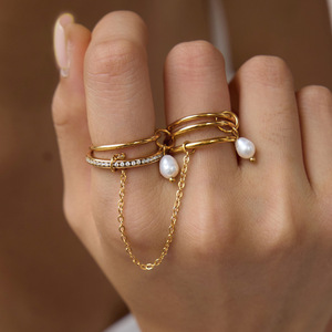 Anel Empilhável de Aço Inoxidável Manqiu com Camadas Múltiplas, Banhado a Ouro <span class=keywords><strong>18K</strong></span>, Joia de Mão Feminina Minimalista de Nicho com Toque Sofisticado e Não Desbotável - Product Image 1