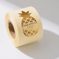 Étiquettes adhésives en rouleau personnalisées en papier synthétique PET vinyle imperméable avec estampage à chaud doré pour l'emballage de boissons aux fruits