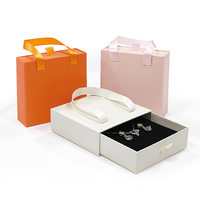 Boîte cadeau à bijoux en papier rigide carrée personnalisée avec tiroir coulissant et poignée pour la vente en gros - Logo personnalisé recyclable ODM/OEM
