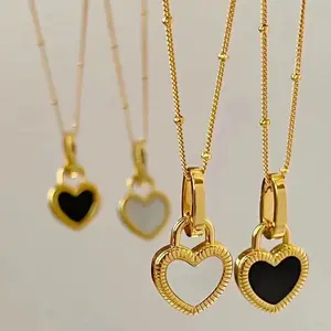 Kinling medalhão de coração para colar, colar medalhão de coração simples banhado a ouro 18k colar de pingente de intertravamento