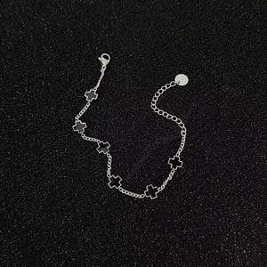 2025 nueva moda titanio acero Cruz moda pulsera Original precio de fábrica venta al por mayor joyería hecha a mano Unisex gran regalo Stock - Product Image 3