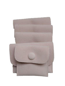 Pochette à bijoux en velours avec fermeture à bouton pour l'emballage des petites entreprises - Product Image 4