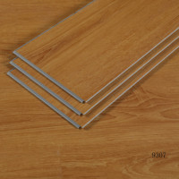 Holzgraue Vinyl-Bodenfliesen 4mm 5mm Dicke Einfach zu Verlegende PVC Wasserdichte SPC-Bodenbeläge Modernes Wohnzimmer Innenbereich