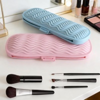 Pochette de maquillage en silicone en gros avec porte-pinceaux, organiseur de rouges à lèvres, trousse de toilette de voyage