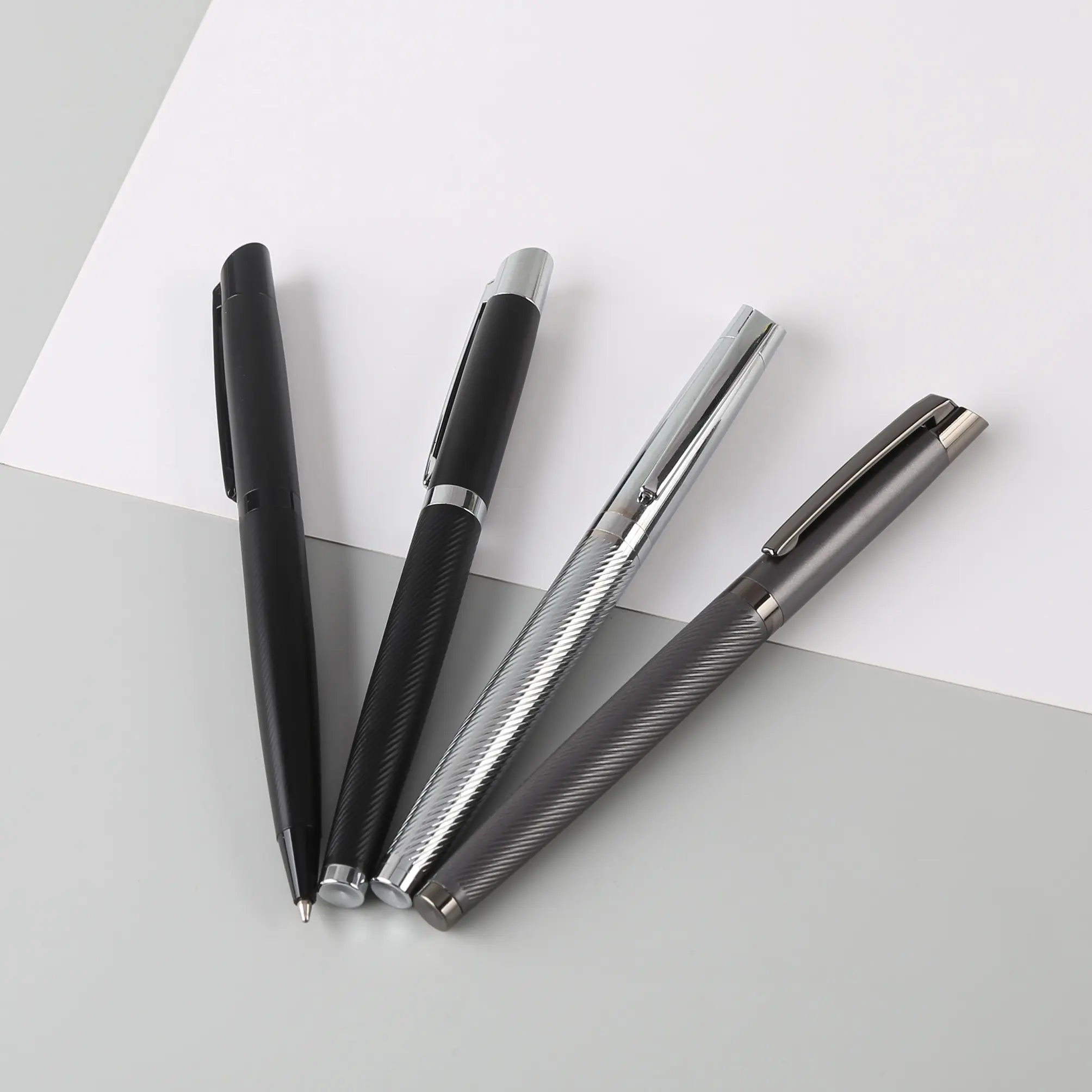 TTX नई caneta लक्जरी उत्कीर्णन मैट काले धातु बॉल पेन उपहार बक्से customisable लोगो विज्ञापन धातुई जेल प्रचार कलम