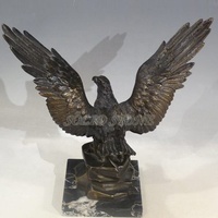 Décoration de jardin sculptée à la main Art moderne Sculpture d'aigle en granit noir