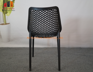 Fauteuil empilable en plastique au design moderne à dossier grillagé, polyvalent pour cuisine, balcon, petit café et événements, facile à ranger - Product Image 5