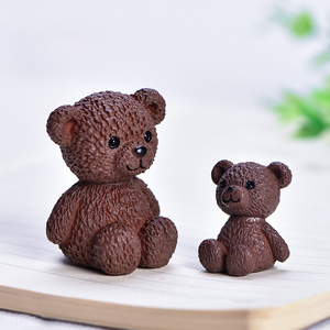ตุ๊กตาหมีการ์ตูน 3 มิติ ของขวัญพลาสติกขนาดเล็กน่ารัก ตกแต่งเค้ก อุปกรณ์ตกแต่งกาแฟ หมีสีเหลือง ตกแต่งสวนเทพนิยาย - Product Image 4