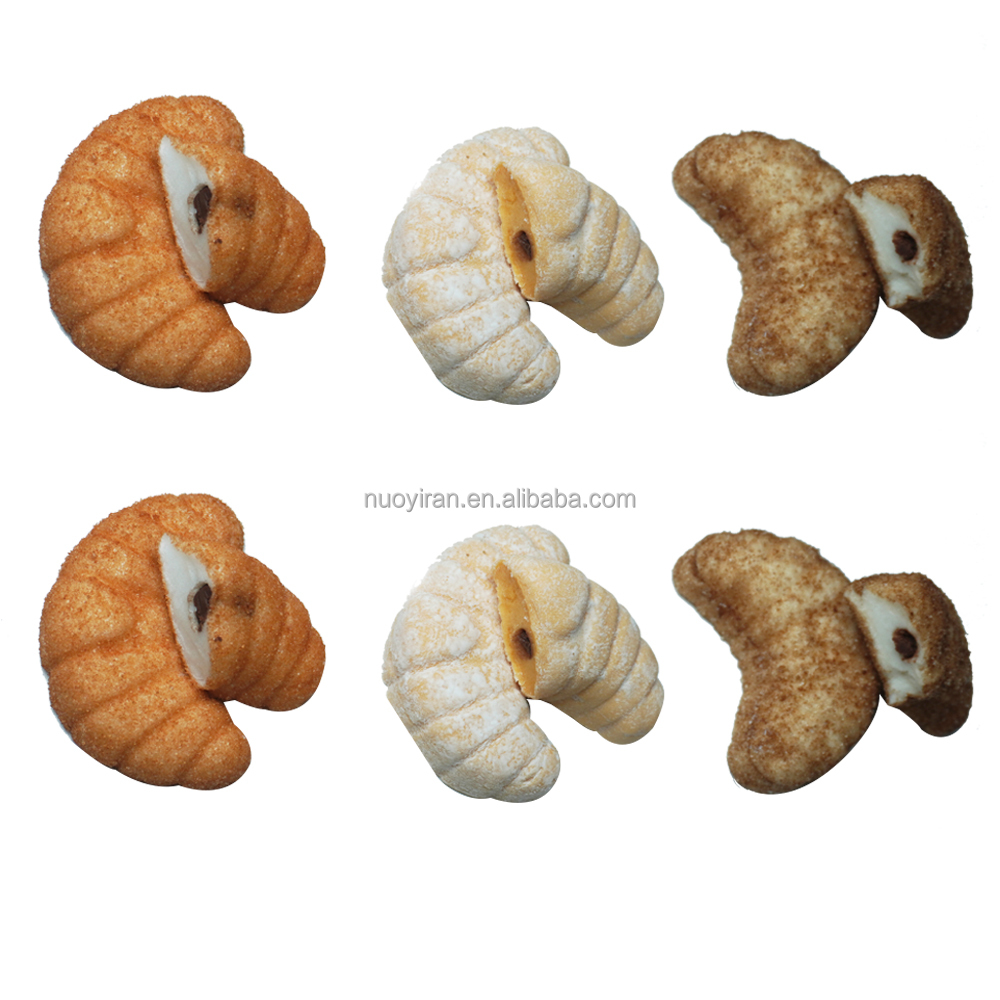 Forma di croissant personalizzato marshmallow all'ingrosso con ripieno di cioccolato halal dolce marshmallow all'interno