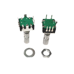 Encoder Incremental de Alta Calidad Fanrui PEC12 con Eje Metálico Plano y Eje Moleteado, Interruptor EC12, Señal de Pulso Enchufable para Audio - Product Image 5