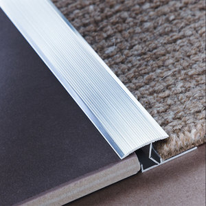 Bordure de marche d'<span class=keywords><strong>escalier</strong></span> en aluminium moderne antidérapante facile à installer pour hôtel, intérieur/extérieur, <span class=keywords><strong>carrelage</strong></span> et tapis - Product Image 3