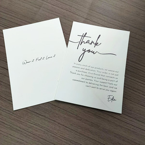 Tarjetas de Agradecimiento Personalizadas con Relieve y Lámina Dorada - Tarjetas de Inserción de Lujo con Estilo Escrito a Mano para Marcas de Ropa y Moda - Product Image 6