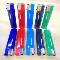 Briquet à gaz piézoélectrique jetable/ rechargeable en plastique, coupe-vent, au butane, disponible en version OEM