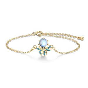 Bracelet en Zircon Blanc Plaqué Platine avec Breloque Pieuvre et Pierre de Lune, Micro-incrusté de Zircons, Bijou Femme en Forme d'Animal Marin - Product Image 6