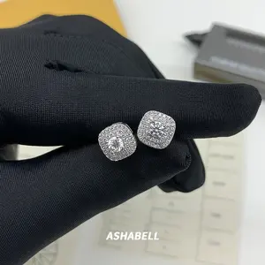 Mewah bersinar Hiphop persegi pengaturan cakar Moissanite berlian untuk pria atau wanita indah pernikahan 925 perak murni anting Stud