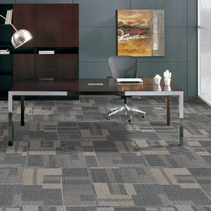 Luxuriöse Moderne Gepolsterte Abnehmbare Teppichfliesen 50x50 Quadratmeter Büro Zuhause Modularer Bodenteppich - Product Image 2