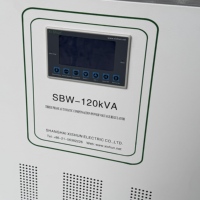 Stabilisateur de tension triphasé SBW 80KVA 120KVA 150KVA 380V/400V/415V de type servo-compensé CE pour machines CNC