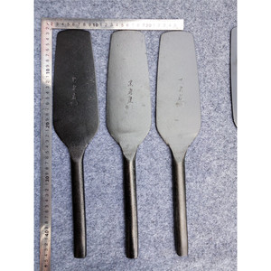 Truelle à tête ronde double face, lame de 240 mm, acier à haute teneur en carbone, outil de maçonnerie pour la construction - Product Image 2