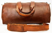 Sac de sport en cuir pleine fleur fait à la main sac de sport marron sac à bandoulière de gymnastique sac de bagage zippé de grande capacité de week-end produit OEM