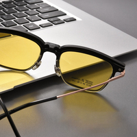 Lunettes de soleil à clip 3 en 1 Ultem Magnetic Frame avec crochet Clips Lunettes multifonctionnelles Lunettes d'affaires pour hommes Y8510M