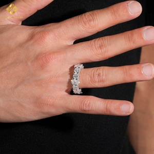 Anillo de Eternidad de Moissanita con Corte Brillante Redondo, Engaste de Garras, Bañado en Rodio, Plata 925, Anillo de Boda de Lujo con Corte de Pera para Mujer - Product Image 5