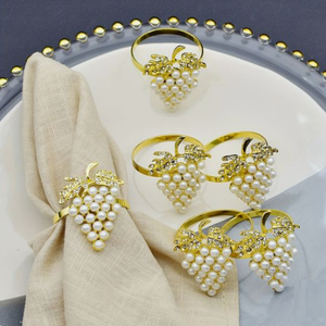 Anillo de servilleta chapado en oro, novedad, anillo de servilleta de piña con cuentas de perlas, decoración de mesa, centro de mesa de fiesta para interiores y exteriores - Product Image 4
