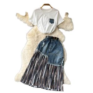 Conjunto de <span class=keywords><strong>Falda</strong></span> Casual Combinada <span class=keywords><strong>con</strong></span> <span class=keywords><strong>Falda</strong></span> <span class=keywords><strong>Vaquera</strong></span> Lavada Tejida, Conjunto de Dos Piezas, <span class=keywords><strong>Camiseta</strong></span> Transpirable de Manga Corta Blanca de Verano - Product Image 1